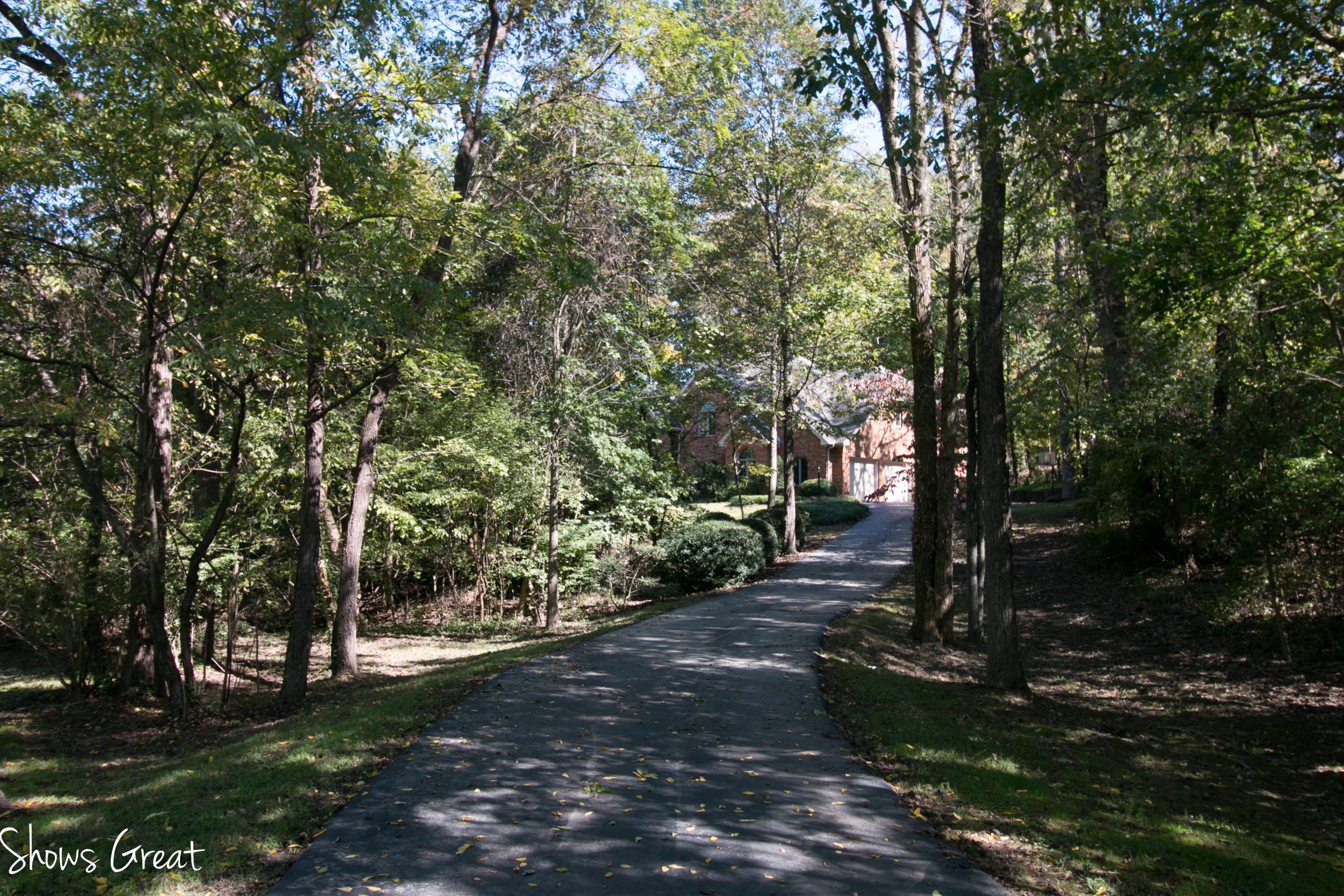 3436 Brymoor Road Southwest Roanoke, VA 24018 - Photo 2 of 54 IMG_2721