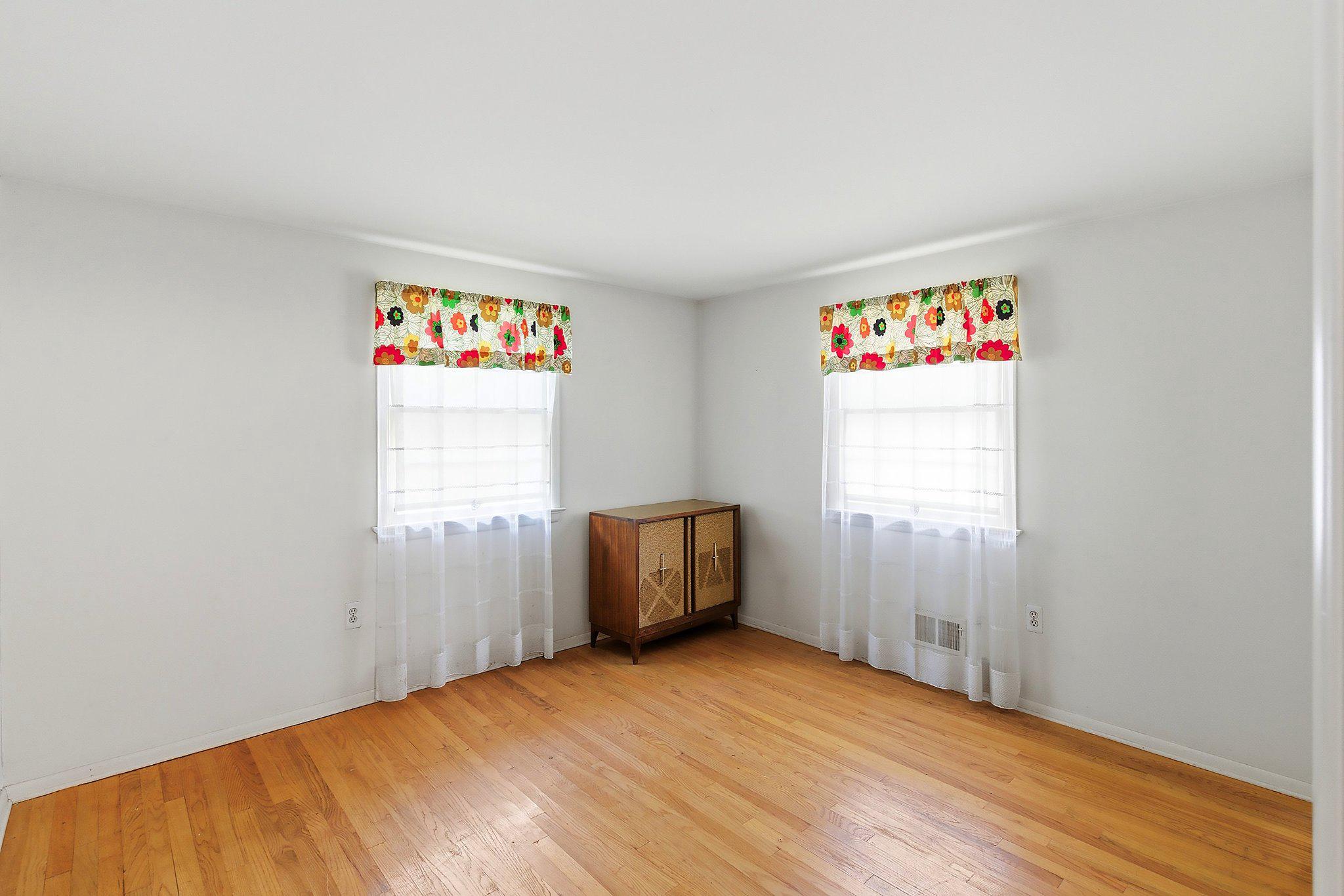 464 Newport Road Forked River, NJ 08731 - Photo 13 of 23 an empty room with a window