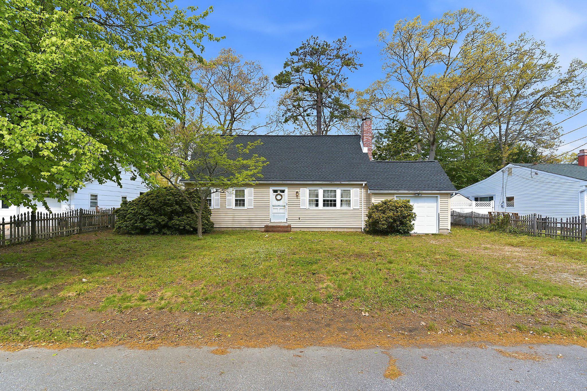 464 Newport Road Forked River, NJ 08731 - Photo 2 of 23 a view of a house with a yard