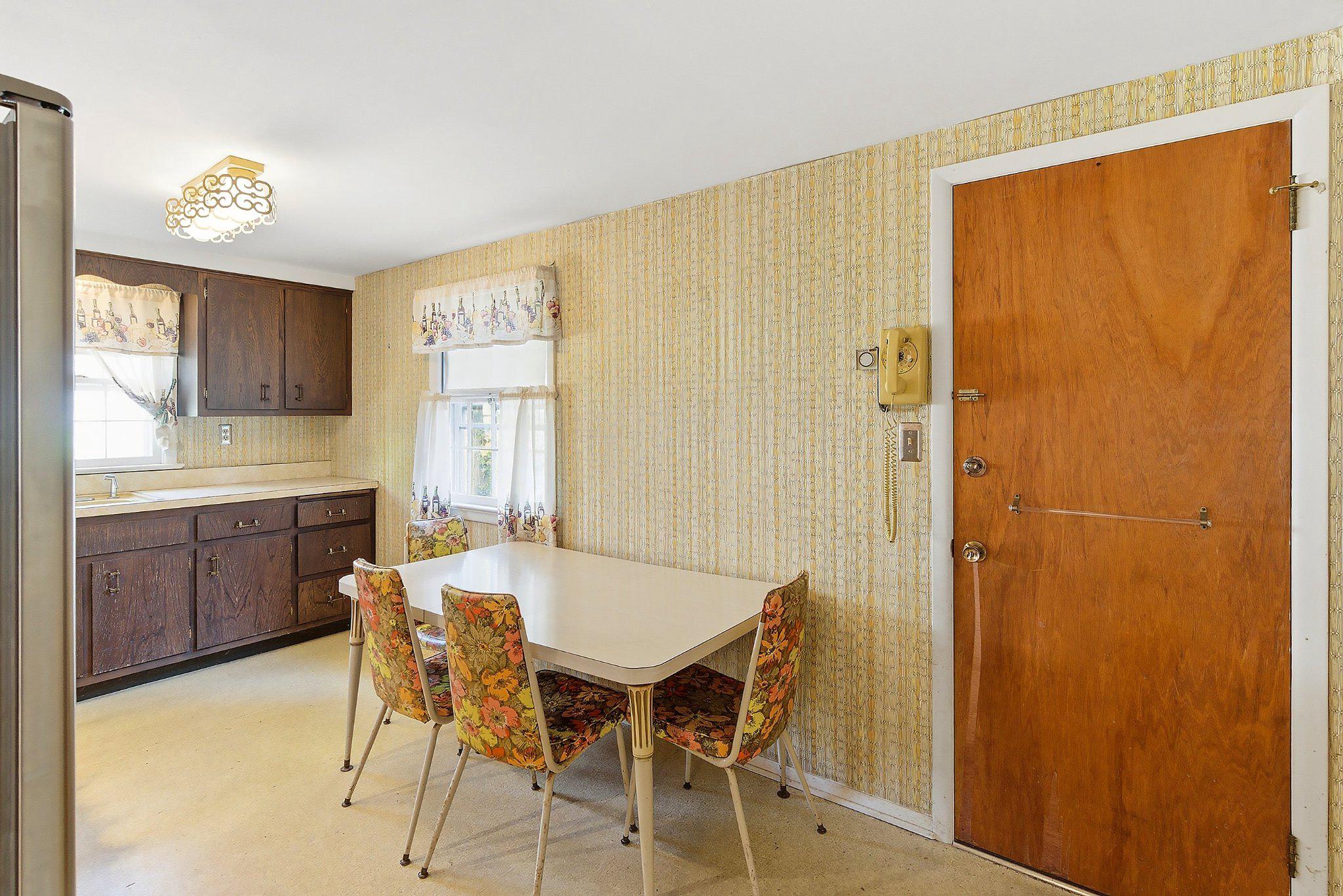 464 Newport Road Forked River, NJ 08731 - Photo 9 of 23 a view of a dining room with furniture and window