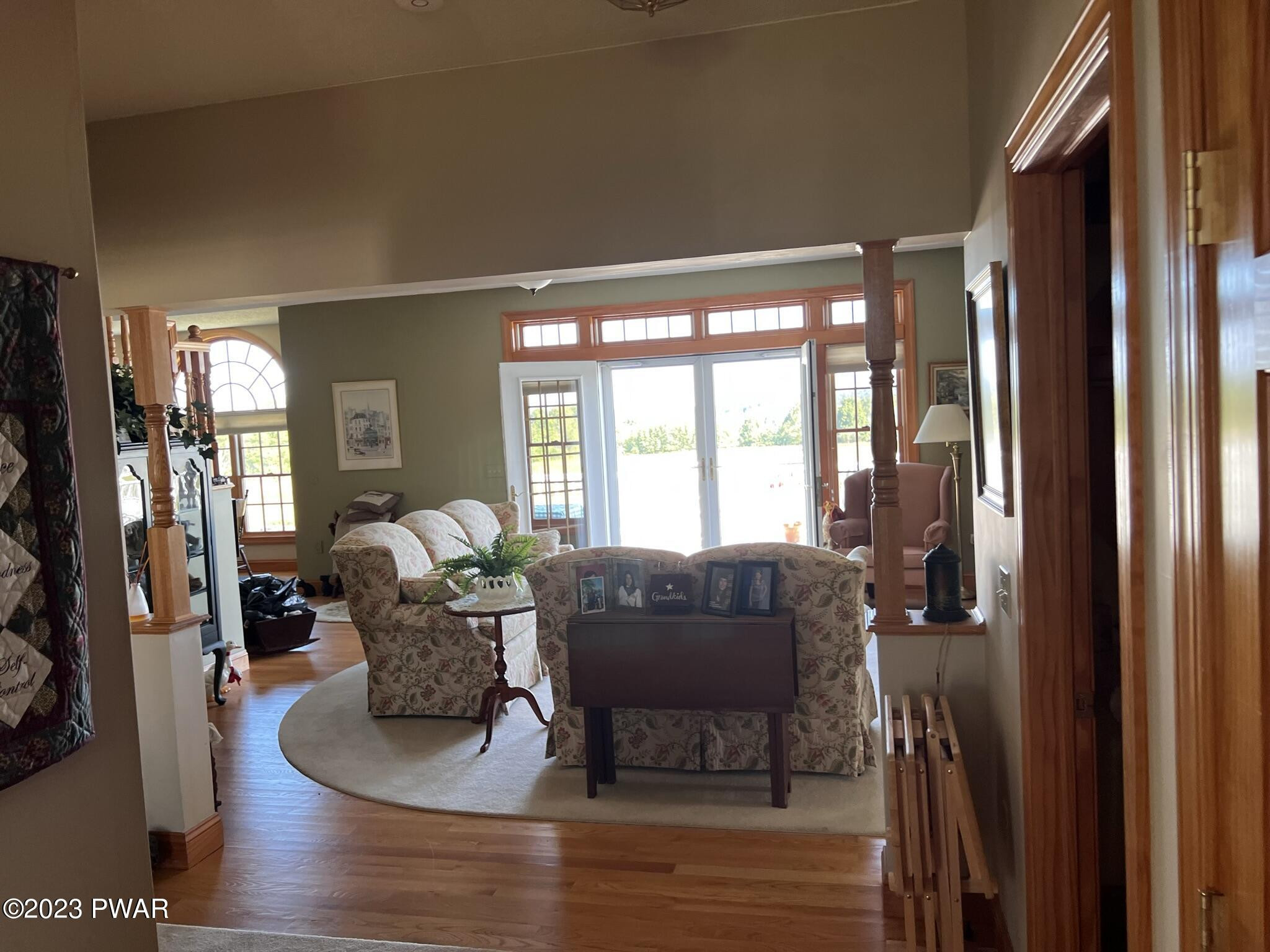 447 Sawmill Road Greentown, PA 18426 - Photo 6 of 23 Living Room