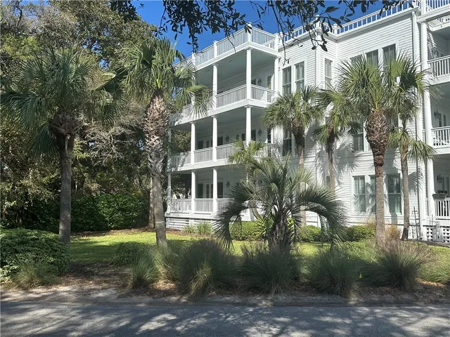 $1,200,000 | 652 Oglethorpe Avenue, St. Simons Island, GA 31522