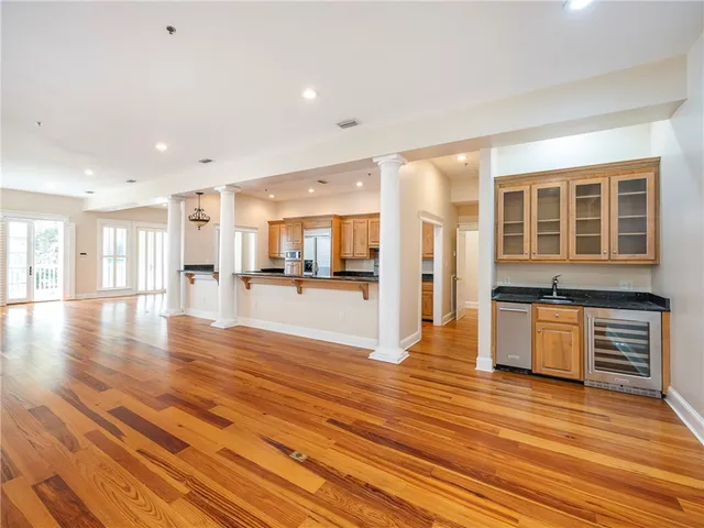 $1,200,000 | 652 Oglethorpe Avenue, St. Simons Island, GA 31522