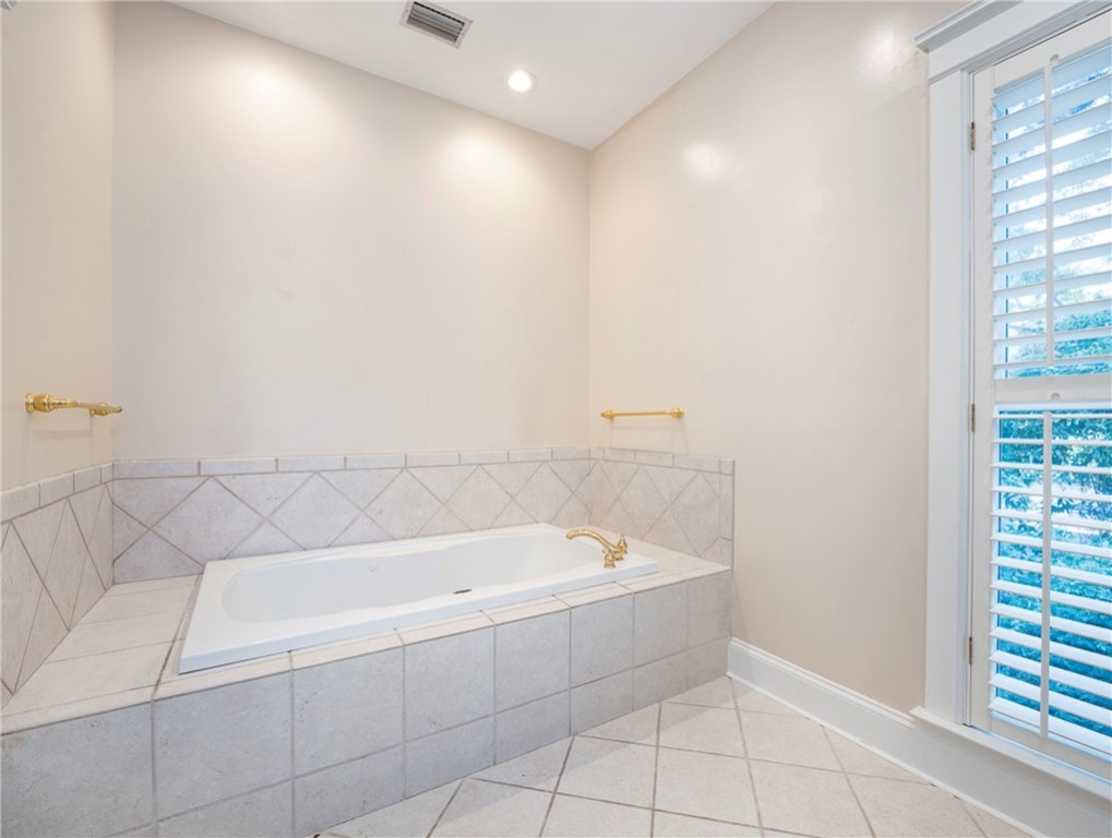 652 Oglethorpe Avenue St. Simons Island, GA 31522 - Photo 23 of 36