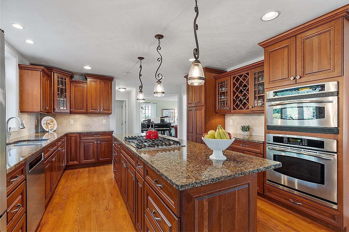 24 Duston Road Windham, NH 03087 - Photo 11 of 40