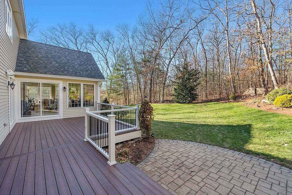 24 Duston Road Windham, NH 03087 - Photo 36 of 40