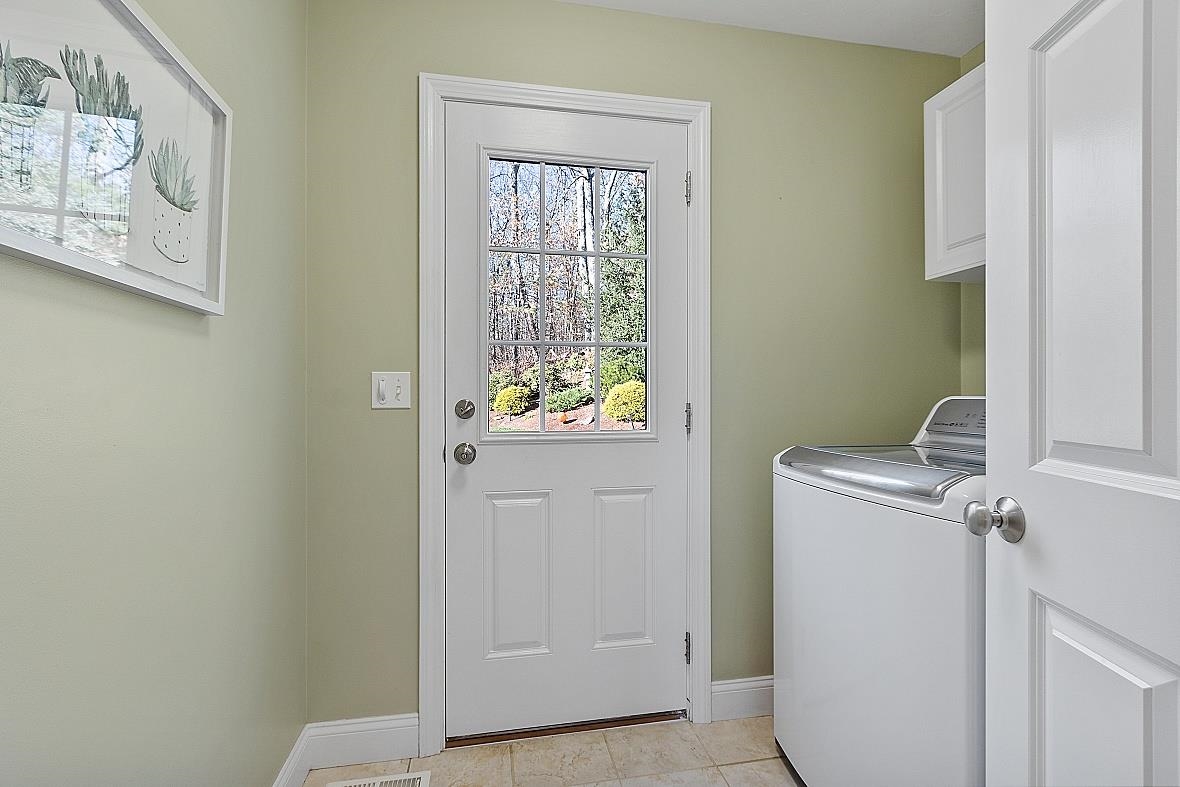 24 Duston Road Windham, NH 03087 - Photo 8 of 40