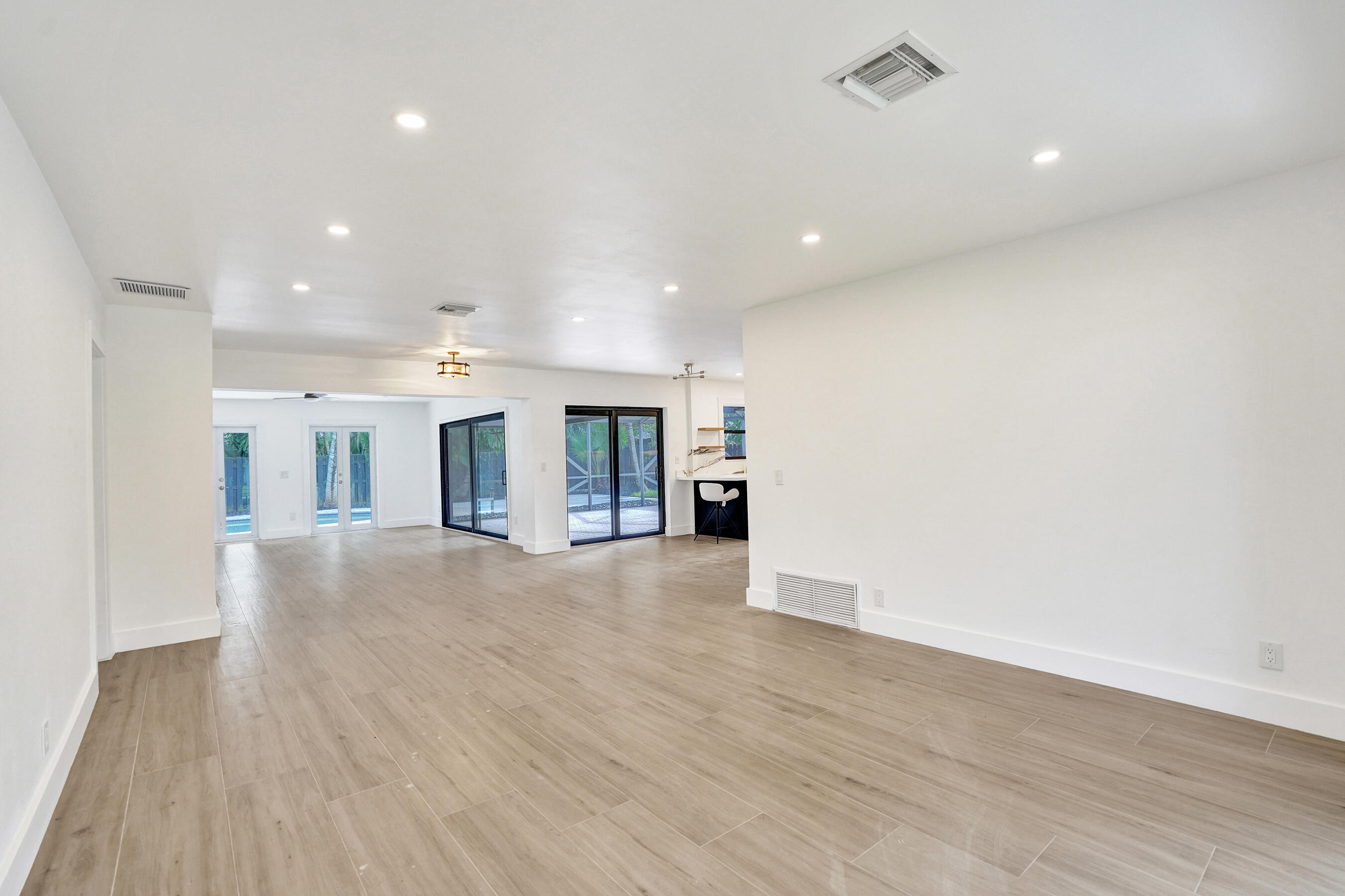 1250 Southwest 4th Street Boca Raton, FL 33486 - Photo 7 of 63 DSC02012