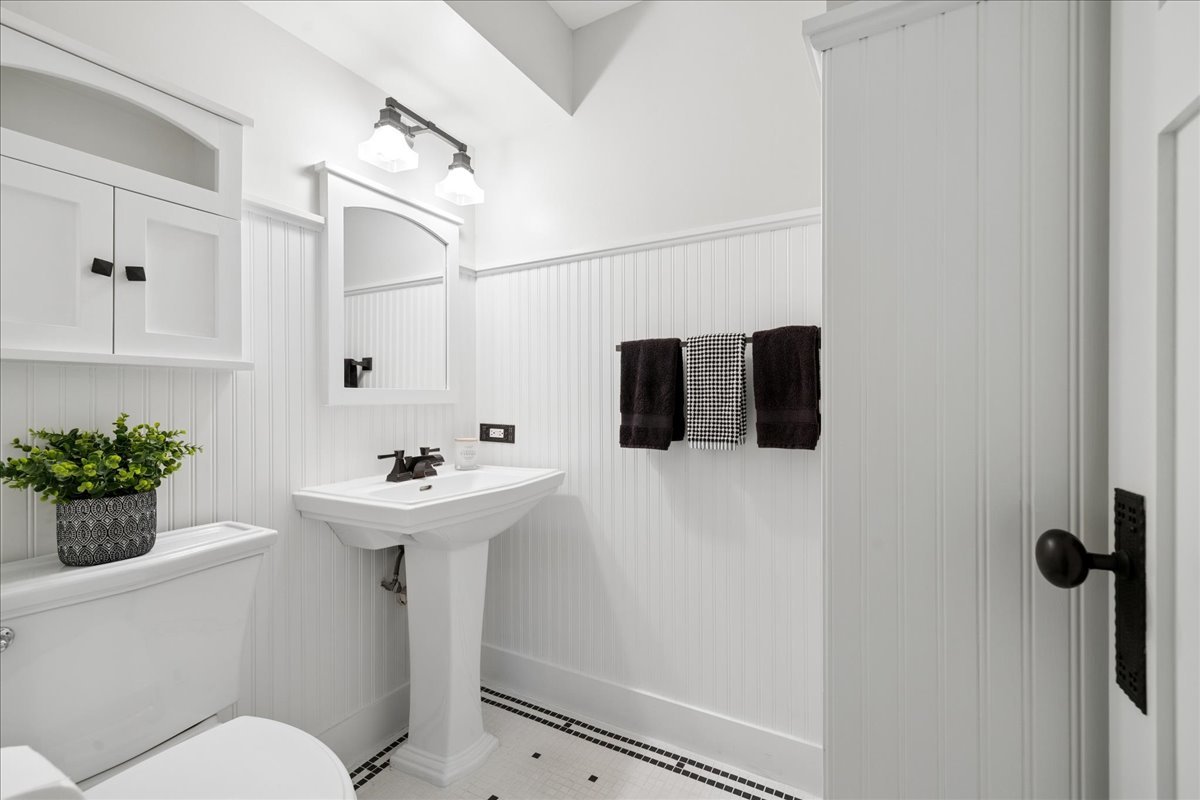 190 Old Forge Road Elgin, IL 60123 - Photo 14 of 29