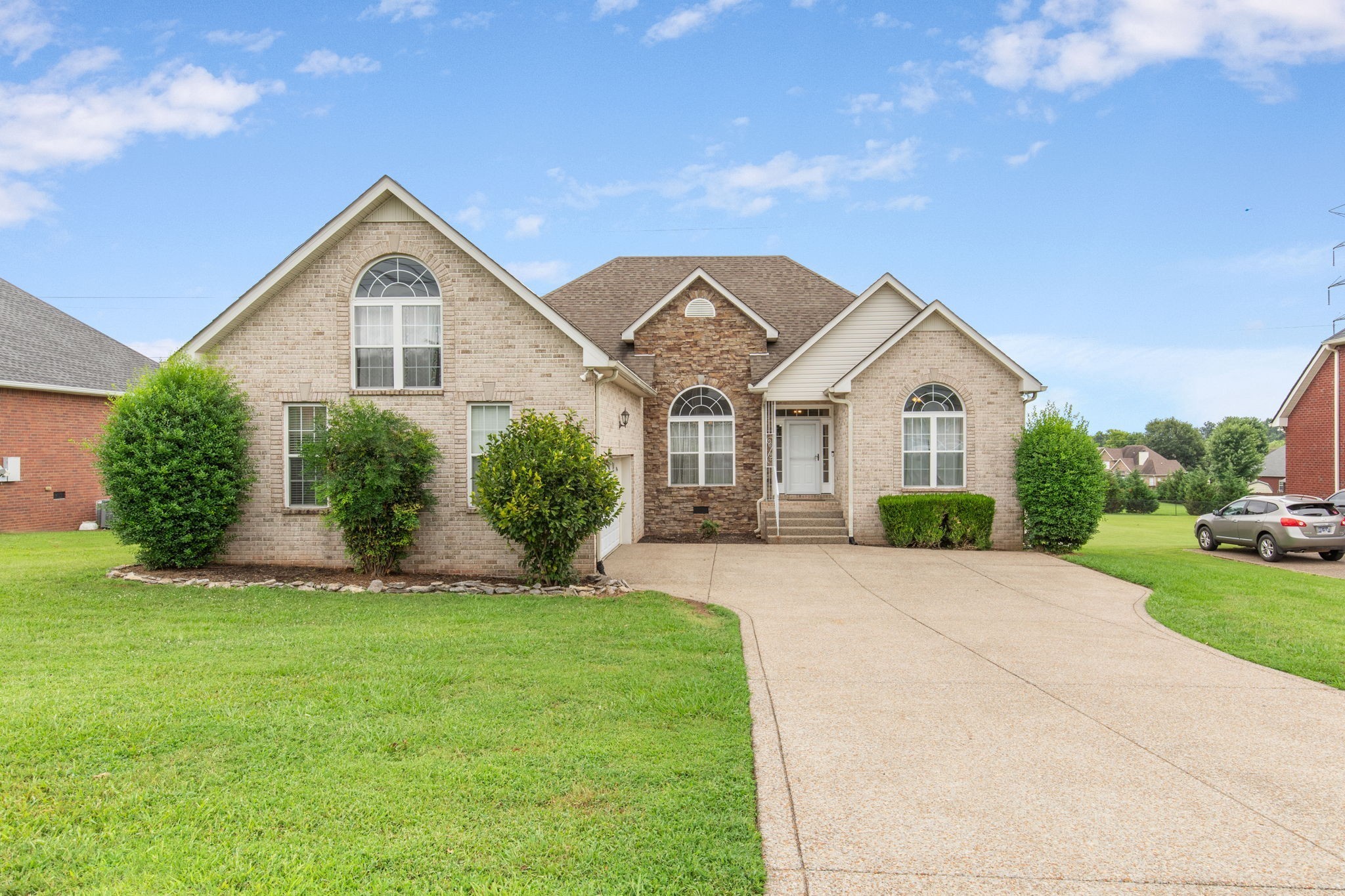 1008 Rhett Place Lebanon, TN 37087 - Photo 2 of 35 a view of front a house with a yard