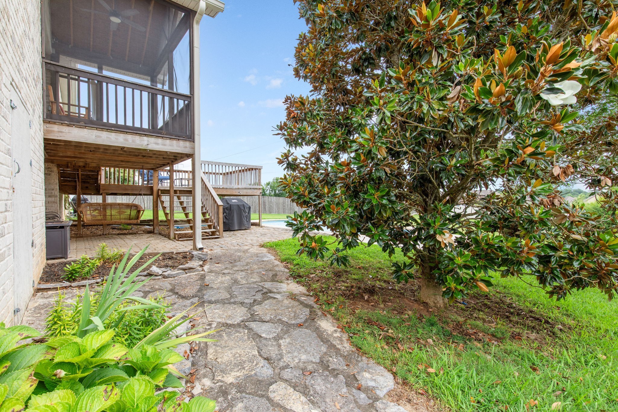 1008 Rhett Place Lebanon, TN 37087 - Photo 31 of 35 a view of a brick house with a yard