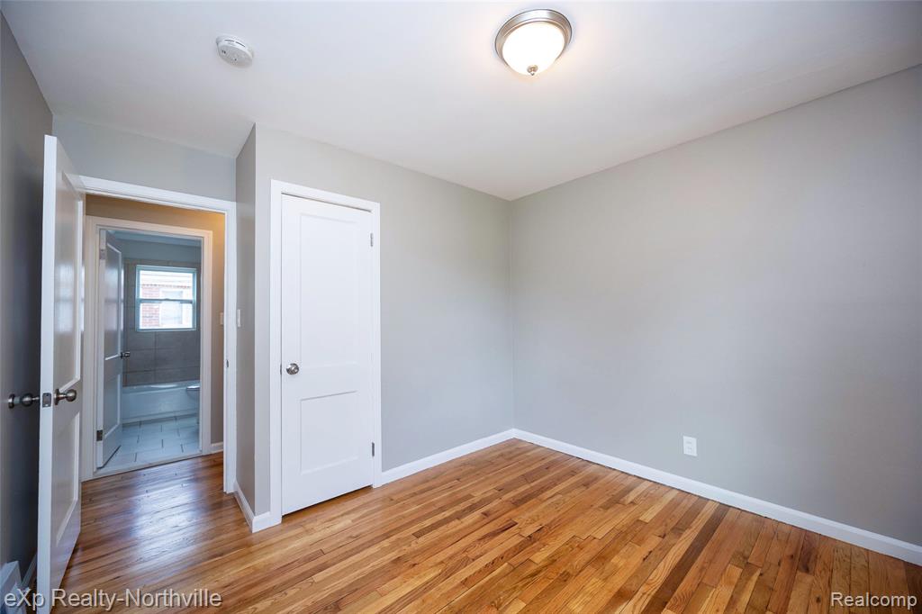 423 Campbell Street River Rouge, MI 48218 - Photo 14 of 32