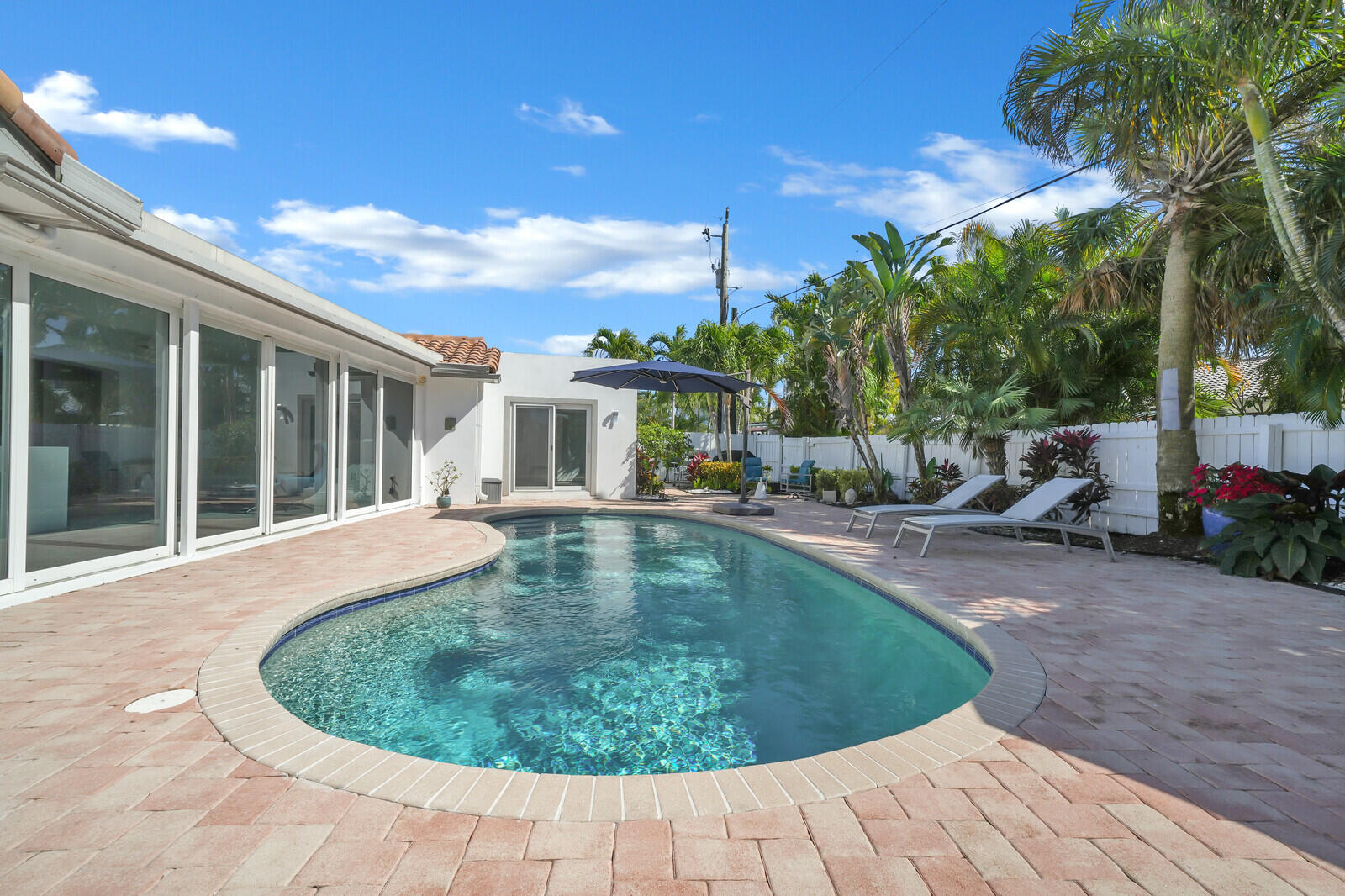 1199 Dolphin Road Singer Island, FL 33404 - Photo 45 of 60 47_Image_47_mls