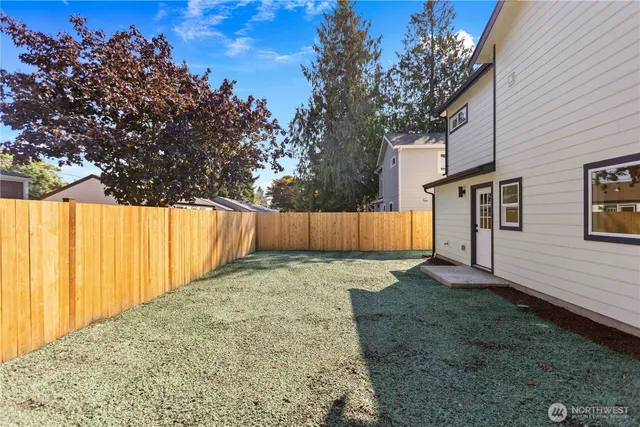 $725,000 | 9737 Evanston Avenue North, Seattle, WA 98103