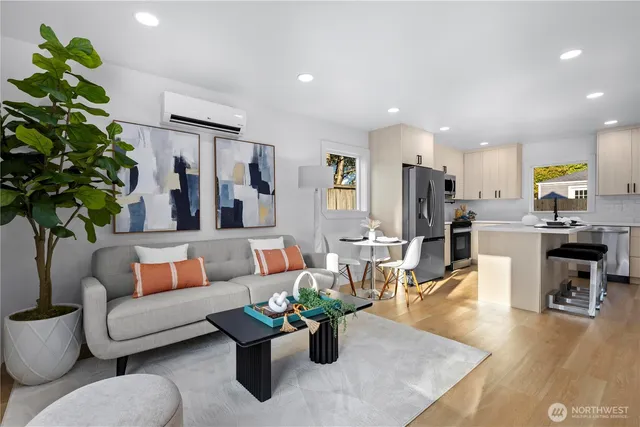 $725,000 | 9737 Evanston Avenue North, Seattle, WA 98103