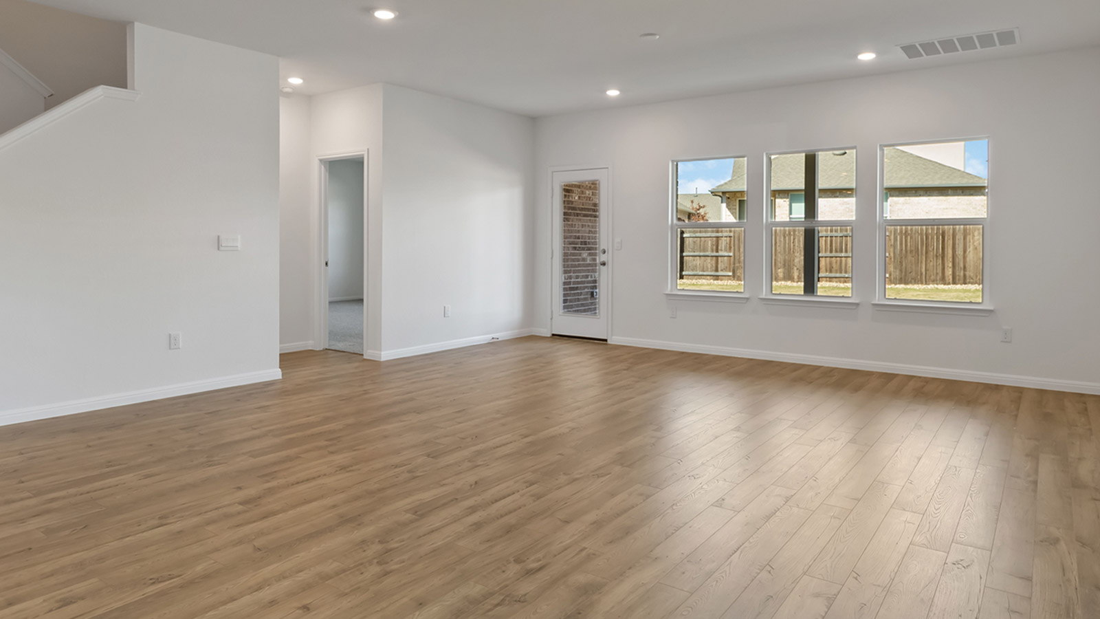 1808 Side Buster Trail Leander, TX 78641 - Photo 4 of 34