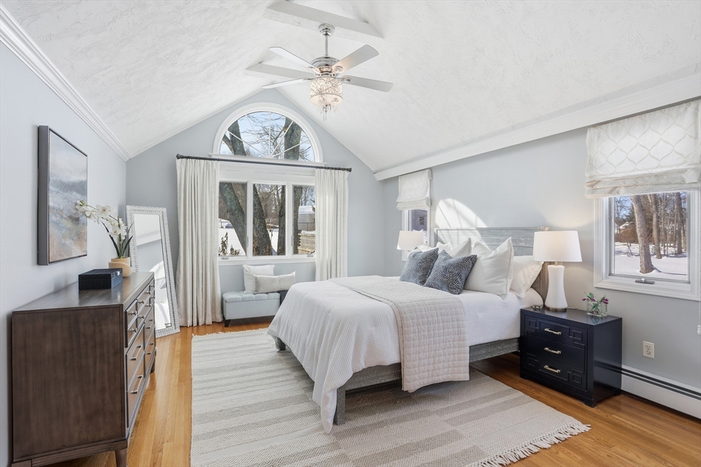 1 Hillcrest Road Bedford, MA 01730 - Photo 19 of 32