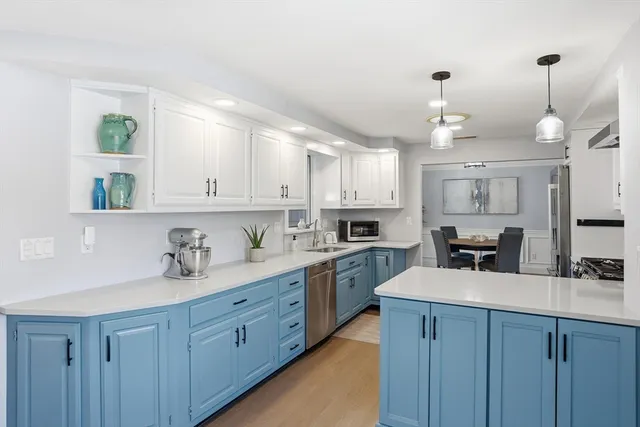 $925,000 | 1 Hillcrest Road, Bedford, MA 01730