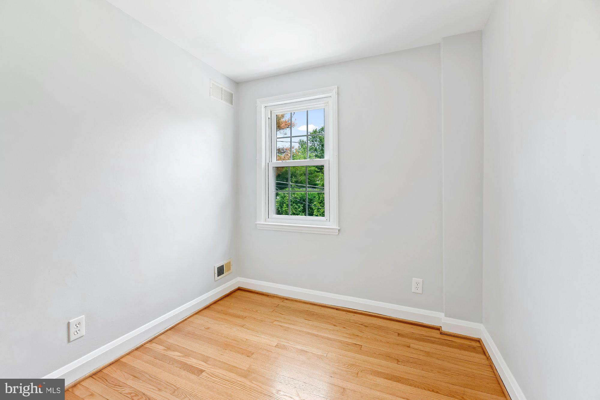 148 Dumbarton Road Baltimore, MD 21212 - Photo 22 of 36 Can also be a nice guest room and/or home office.