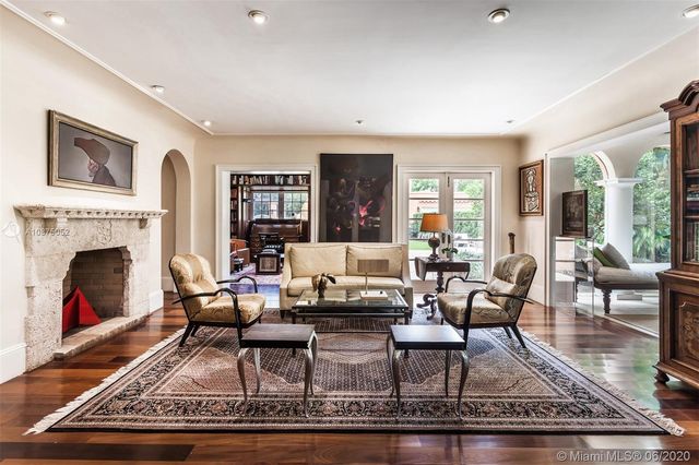 $2,450,000 | 751 North Greenway Drive, Coral Gables, FL 33134