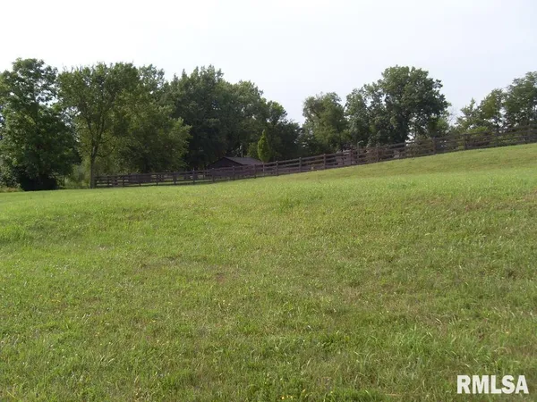 $55,000 | 1830 Kern Road, Washington, IL 61571