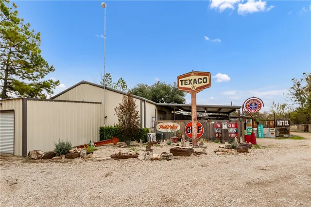 $459,000 | 402 Magnolia, Gause, TX 77857