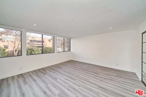 $5,995 | 137 South Maple Drive, Unit 102, Beverly Hills, CA 90212