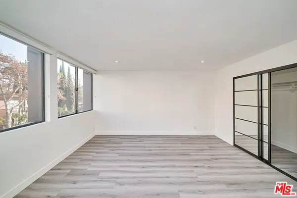 $5,995 | 137 South Maple Drive, Unit 102, Beverly Hills, CA 90212