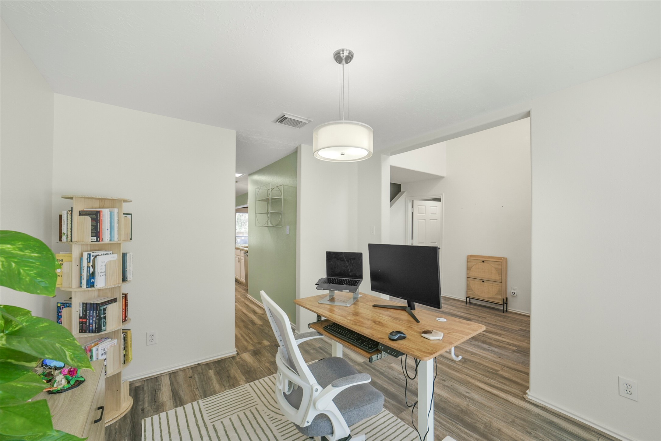 38 Tallow Hill Place Spring, TX 77382 - Photo 17 of 50 a view of a workspace with furniture