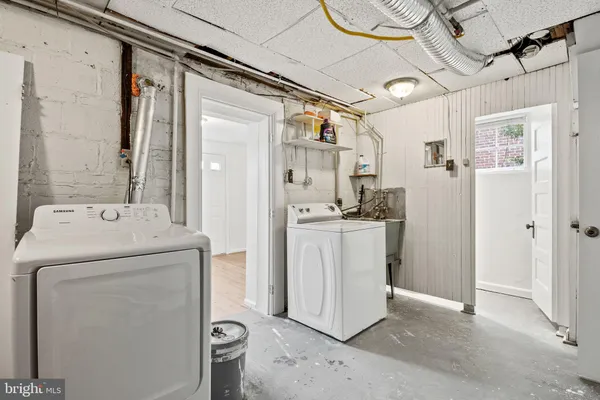 $3,700 | 1807 41st Place Southeast, Washington, DC 20020