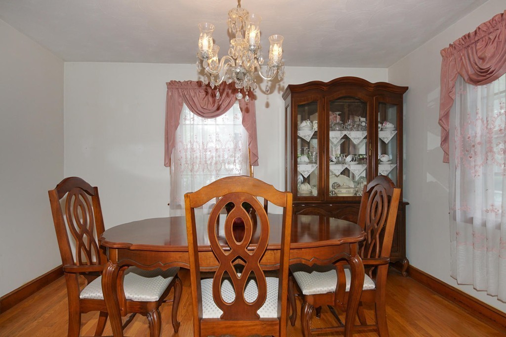 24 Wadsworth Road Arlington, MA 02476 - Photo 12 of 25