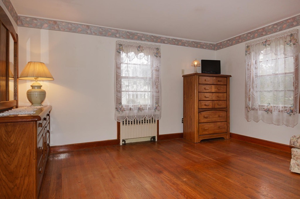 24 Wadsworth Road Arlington, MA 02476 - Photo 14 of 25