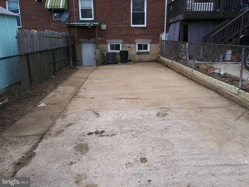 7513 Berkshire Road Baltimore, MD 21224 - Photo 2 of 24 Gallery Image 2