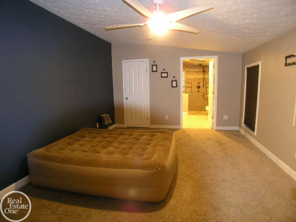 7560 Ravenswood Road Goodells, MI 48027 - Photo 17 of 36 31367615-16.JPG
