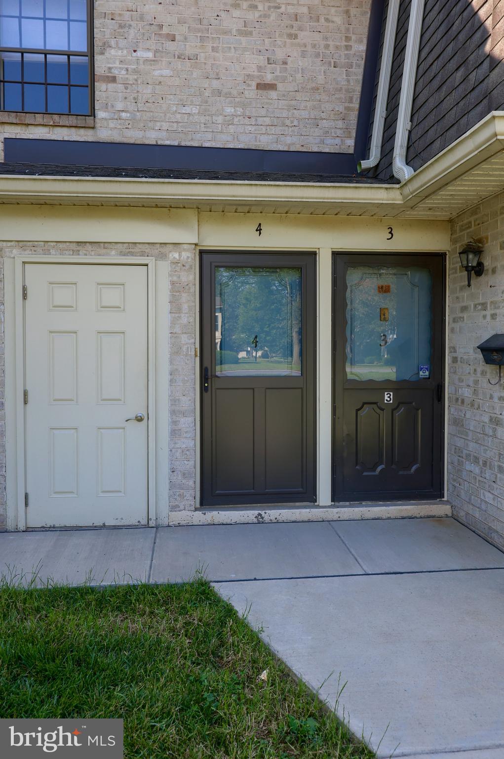 4 Valleybrook Drive Lancaster, PA 17601 - Photo 2 of 27 Front Entrance