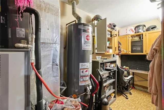 a view of a house with basketball court