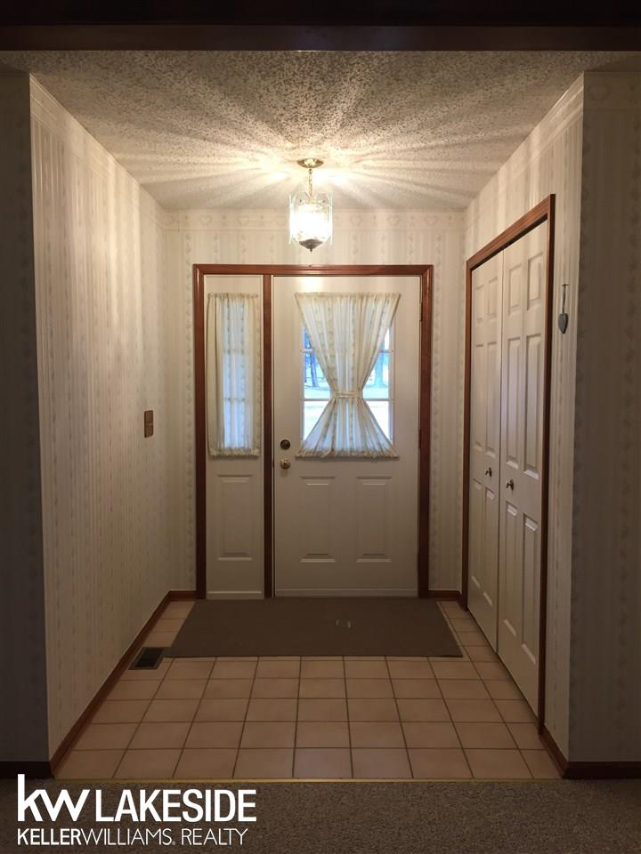 8118 Potter Road Flushing, MI 48433 - Photo 2 of 45