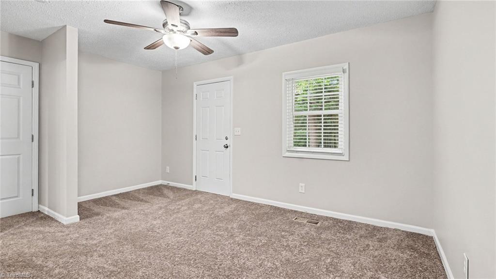 1723 Waverly Street High Point, NC 27265 - Photo 9 of 19