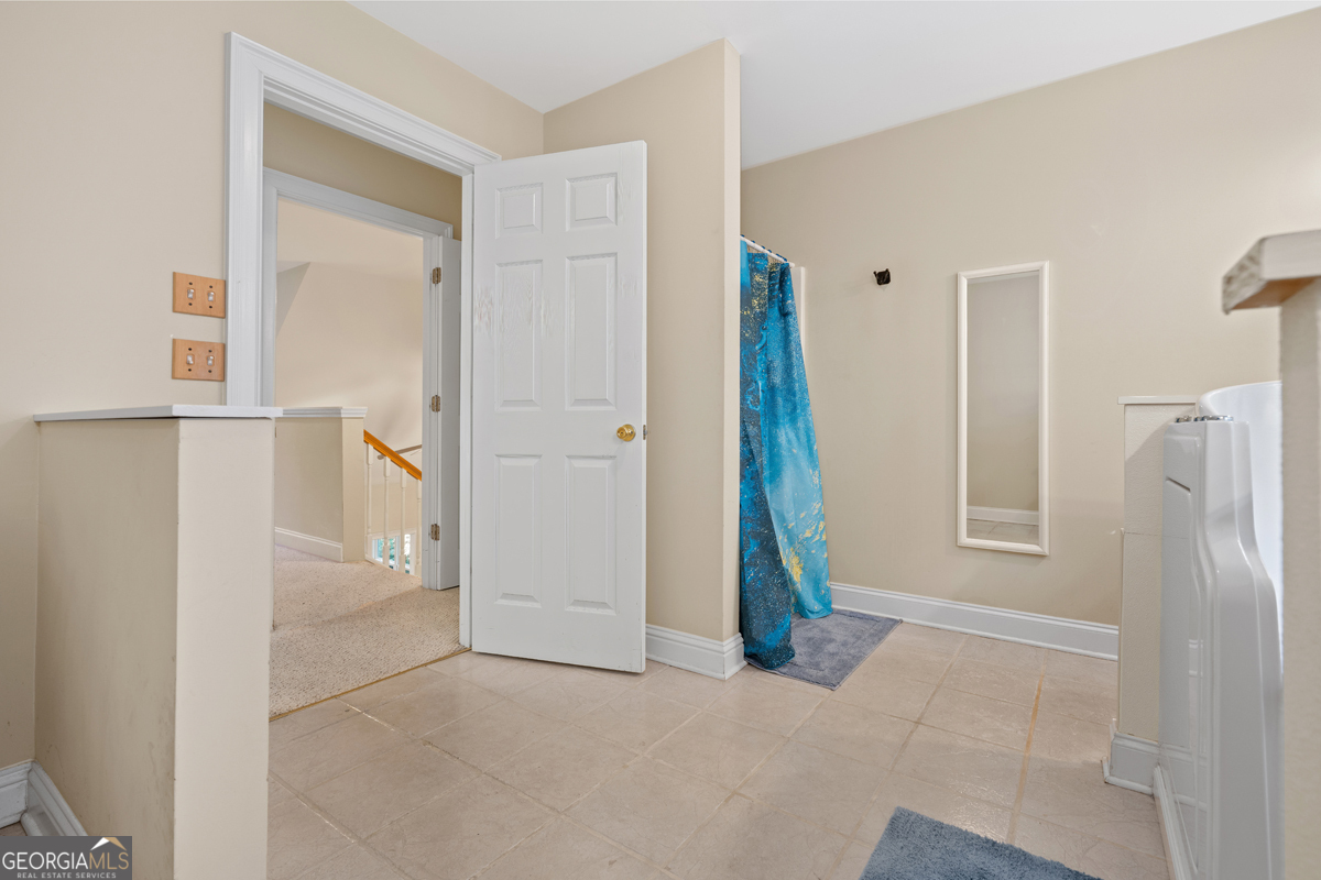 122 Hodges Lane Hartwell, GA 30643 - Photo 17 of 37 a view of an empty room