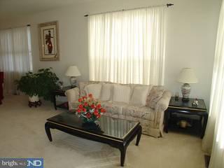 44 Manley Road Pennington, NJ 08534 - Photo 3 of 6