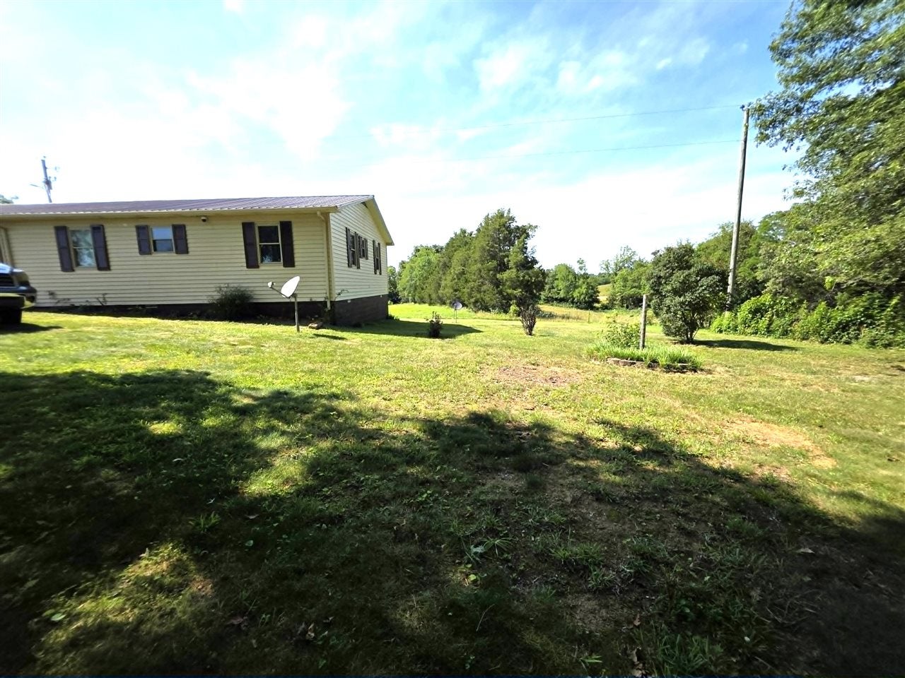 3240 Poplar Spring Road Glasgow, KY 42141 - Photo 3 of 18 Gallery Image 3