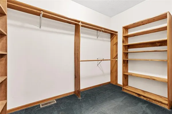 $949,000 | 3389 Southeast Old Barn Lane, Holt, MO 64048