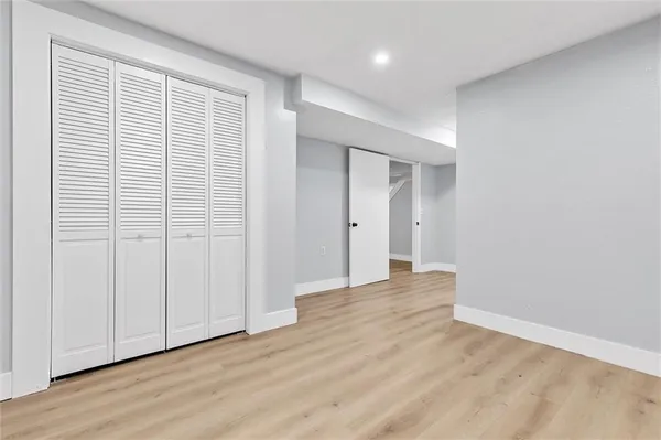 $949,000 | 3389 Southeast Old Barn Lane, Holt, MO 64048