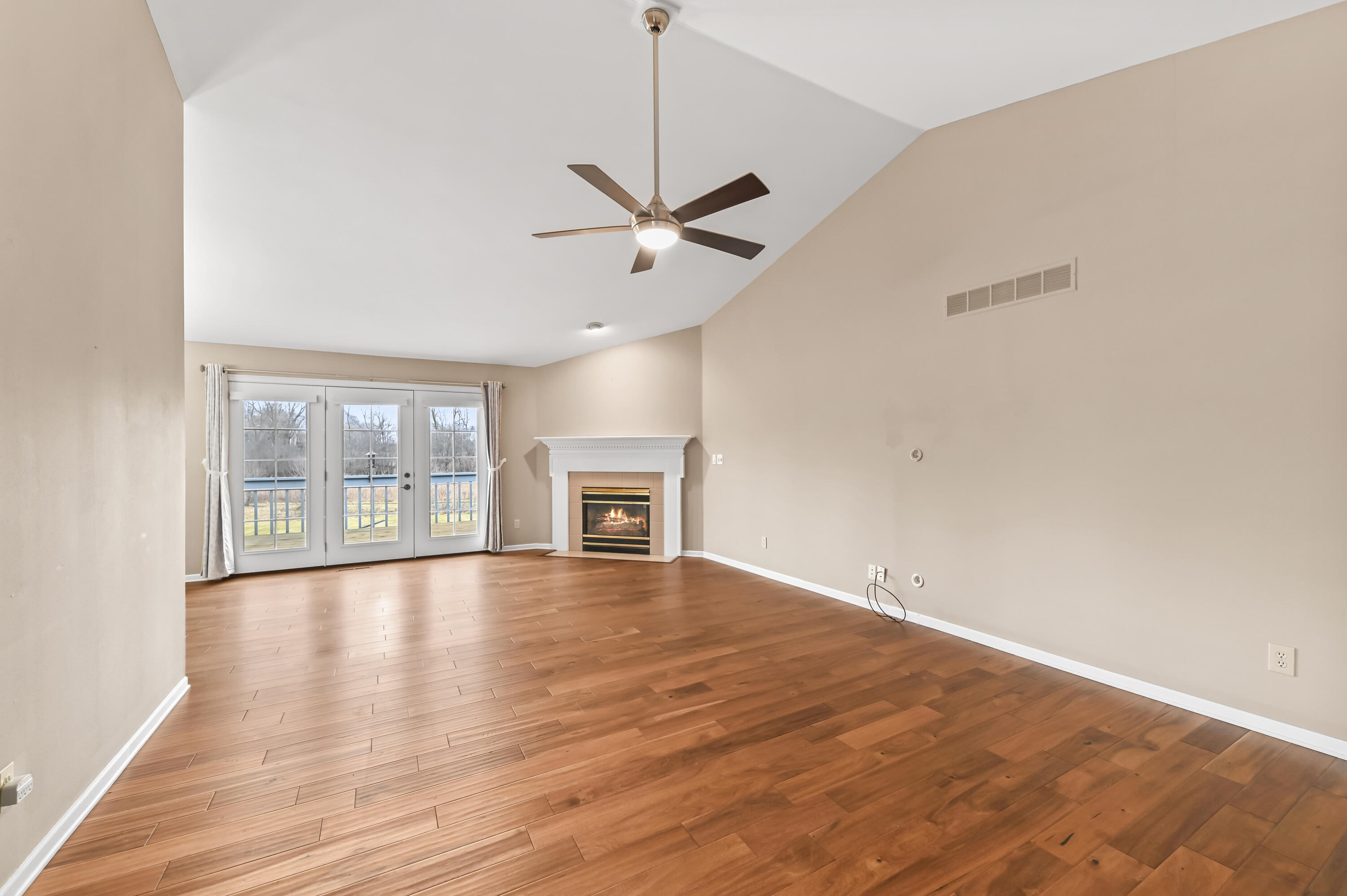 4575 Turtle Creek Drive, Unit A Brookfield, WI 53005 - Photo 23 of 39 Open great room with cathedral ceiling