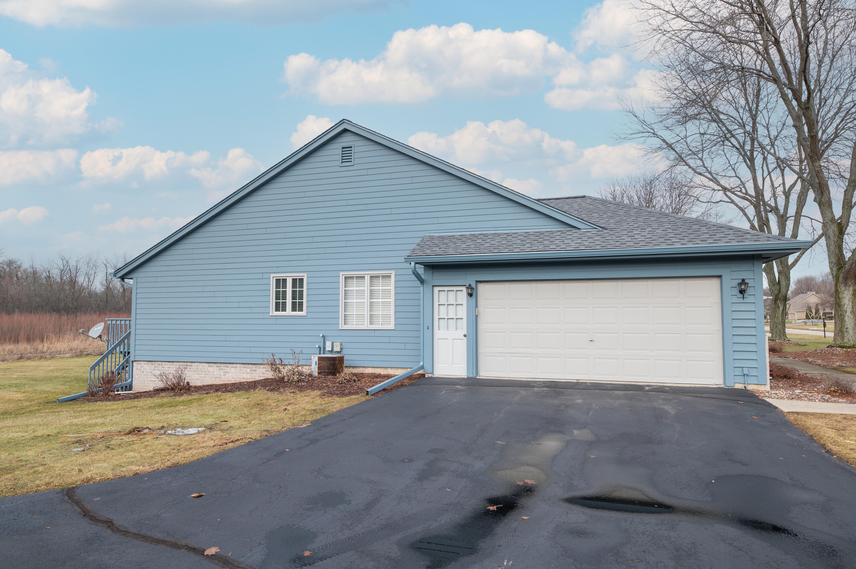 4575 Turtle Creek Drive, Unit A Brookfield, WI 53005 - Photo 39 of 39 Private garage entry