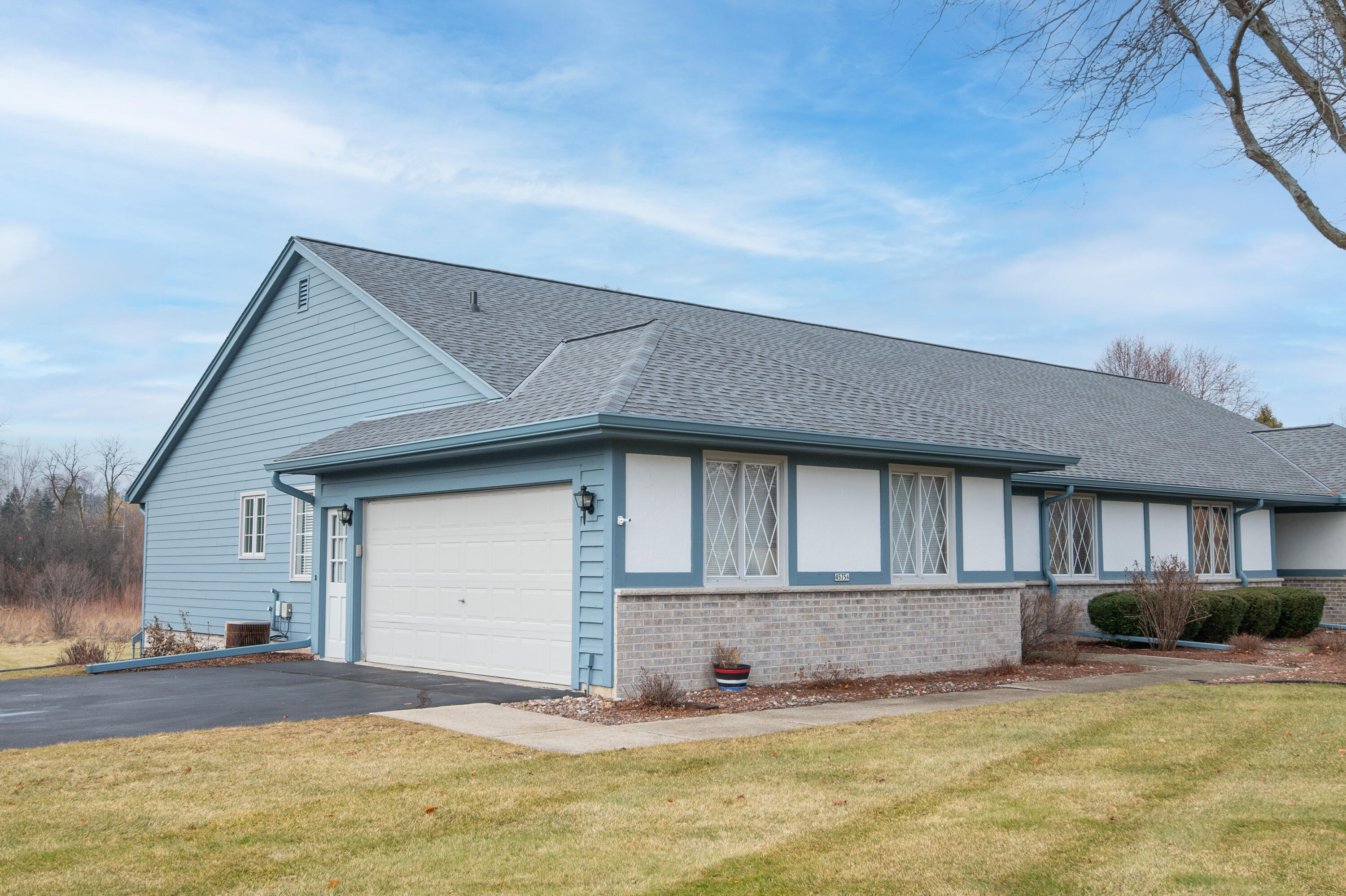 4575 Turtle Creek Drive, Unit A Brookfield, WI 53005 - Photo 4 of 39 4575 Turtle Creek A