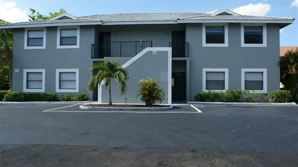 $2,500 | 11627 Northwest 35th Court, Coral Springs, FL 33065
