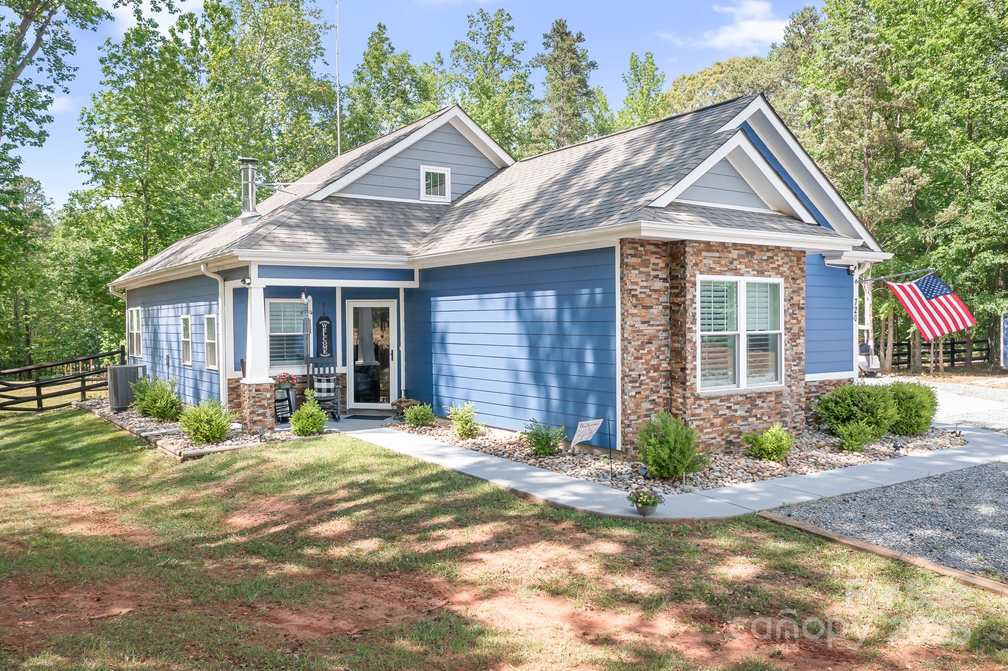 720 Cricket Lane Mount Ulla, NC 28125 - Photo 2 of 40