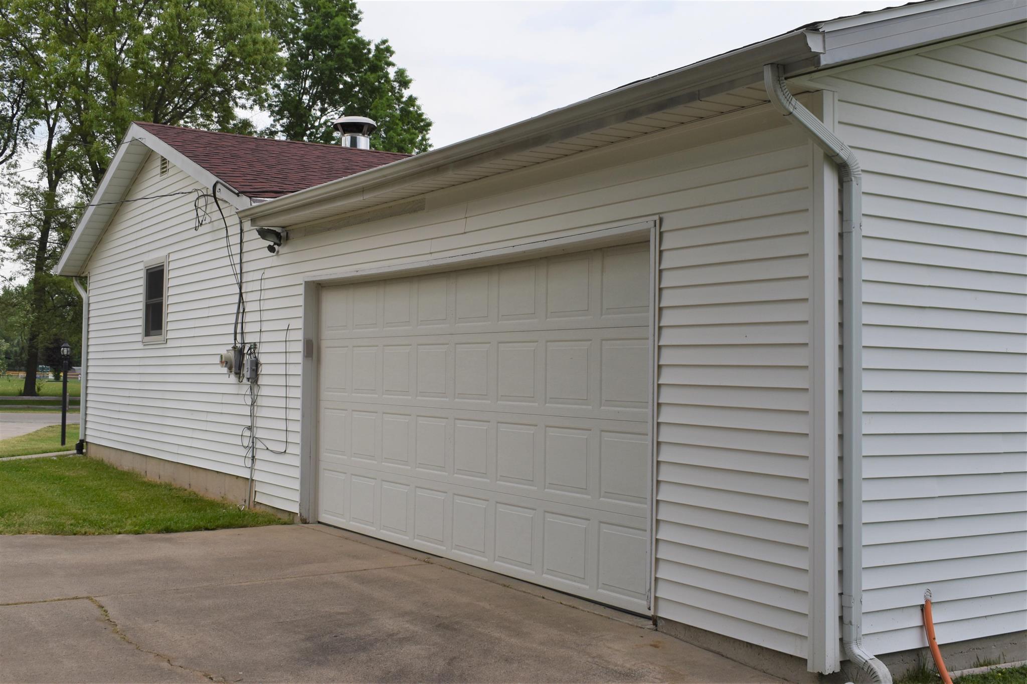 26734 Early Road South Bend, IN 46628 - Photo 2 of 35 Gallery Image 2