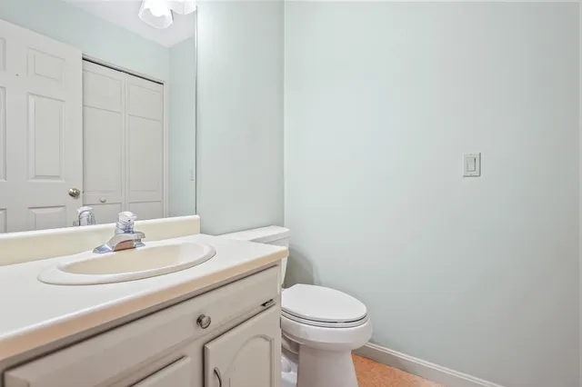 $535,000 | 9 Hickory Pond Lane, Unit 9, Atkinson, NH 03811